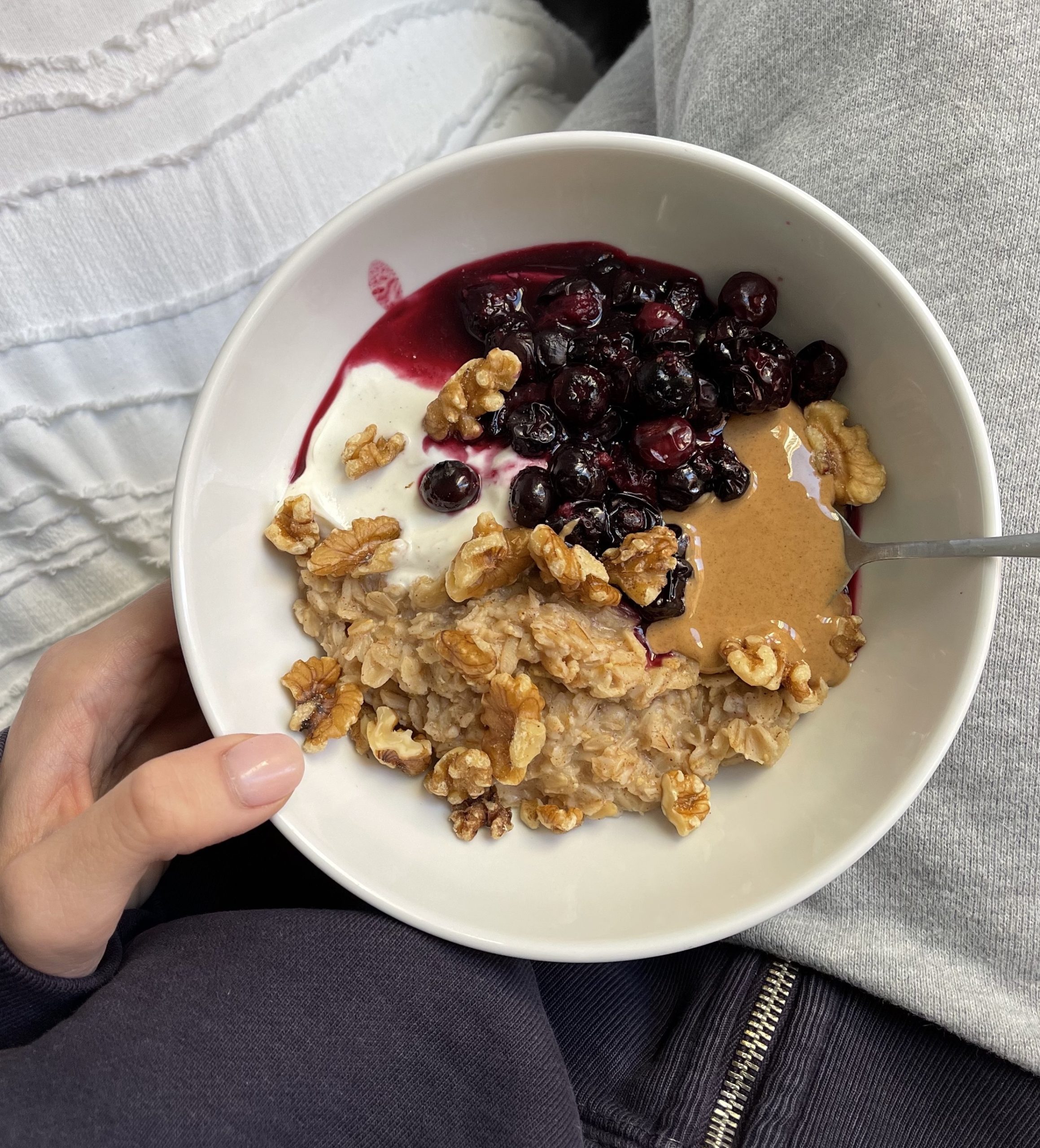 simple and delicious blueberry vanilla oats