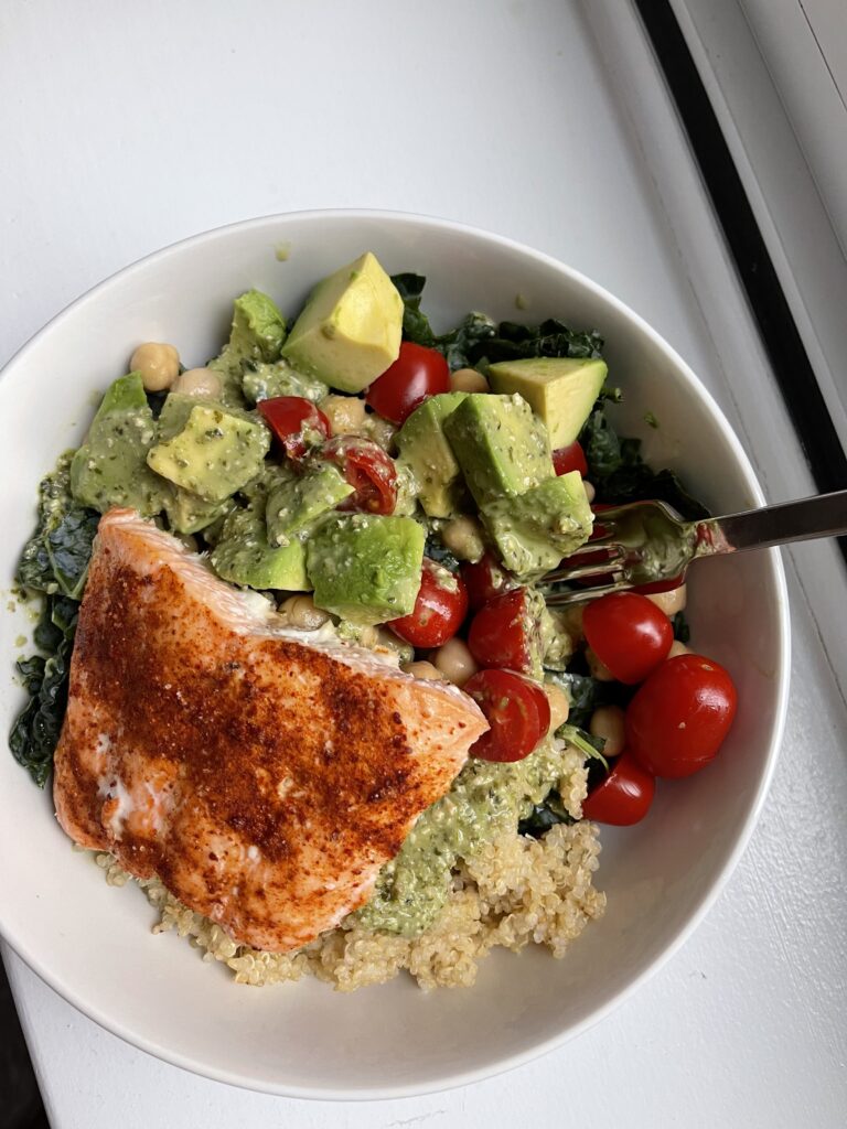 Healthy Lunch Idea: Salmon Kale Salad