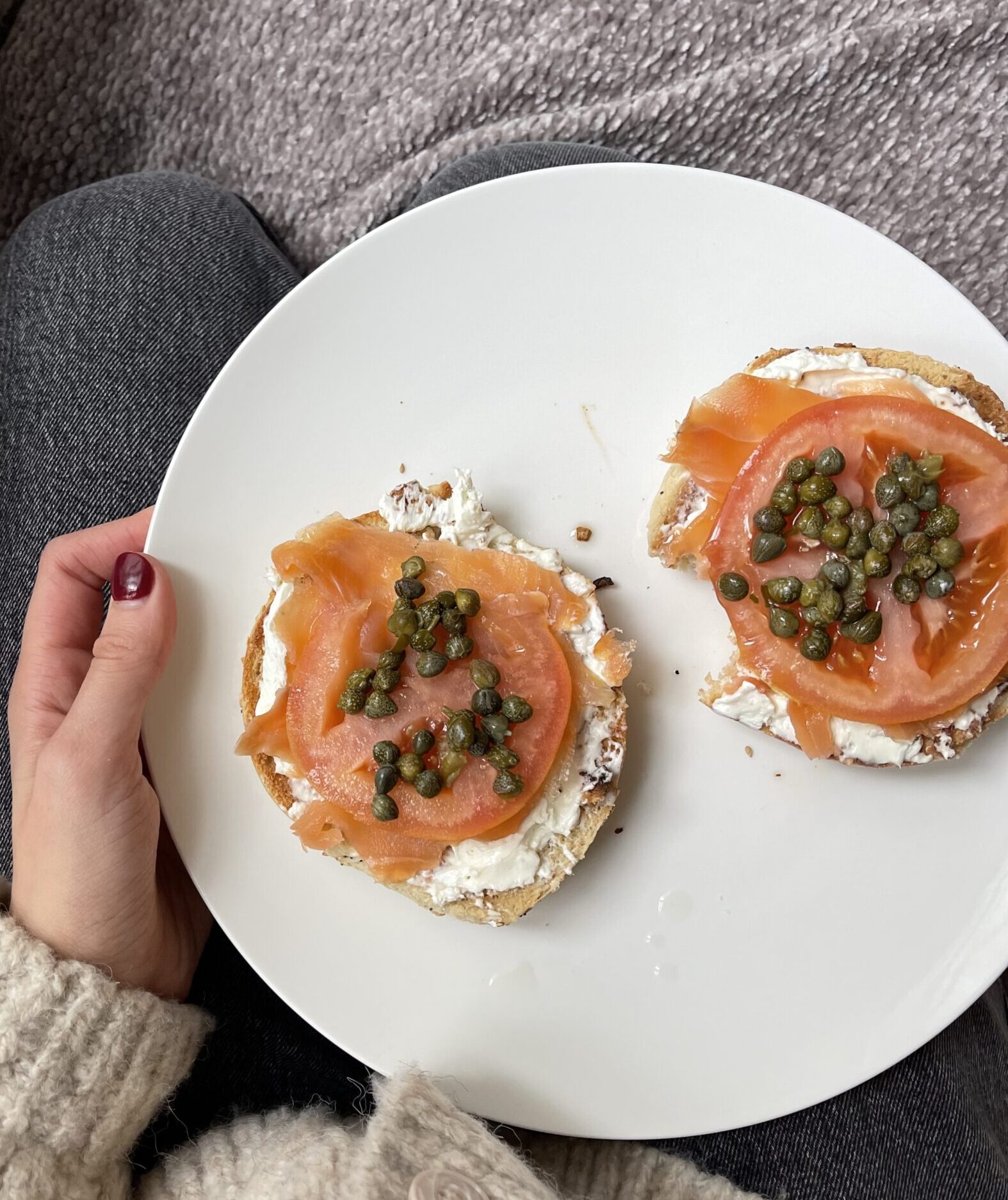 open faced lox bagel pic